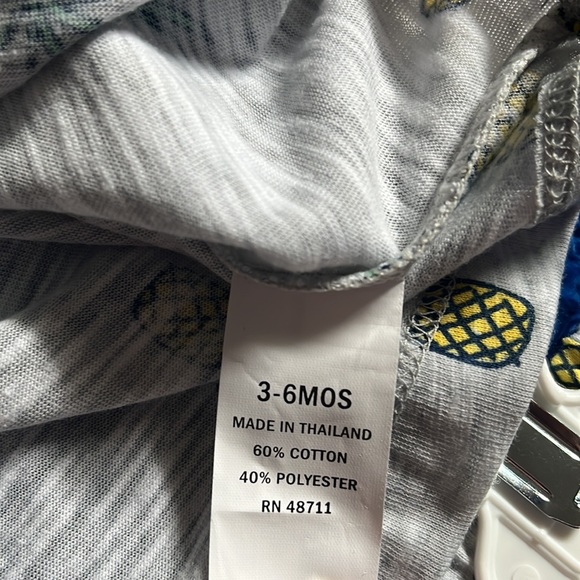 NWT infant 2 piece short set - Picture 4 of 4